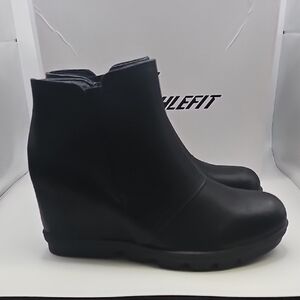 Women's Black Leather Ankle Booties